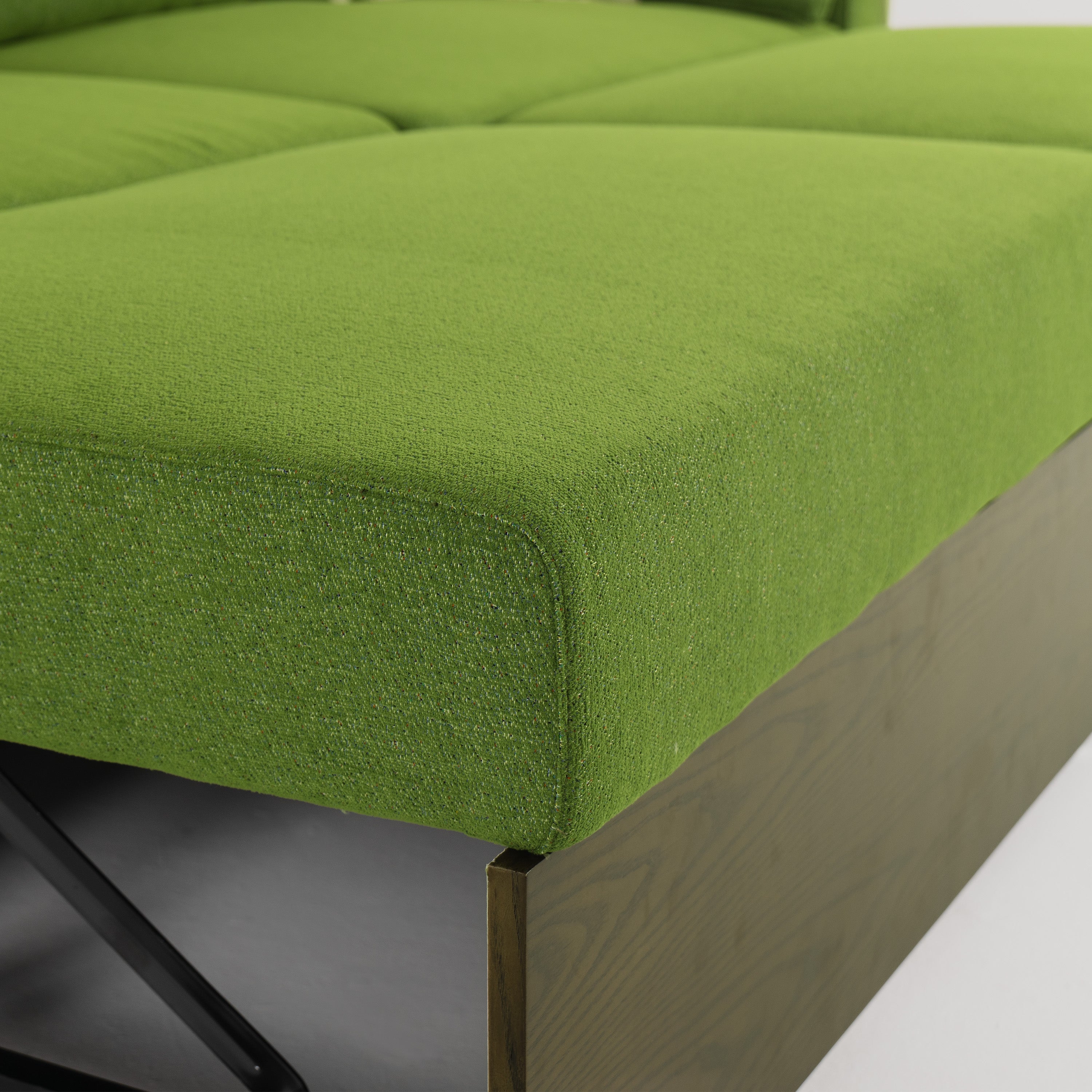 Luxurious Soild Wood Versatile 2-Seater Pull Out Sofa Bed