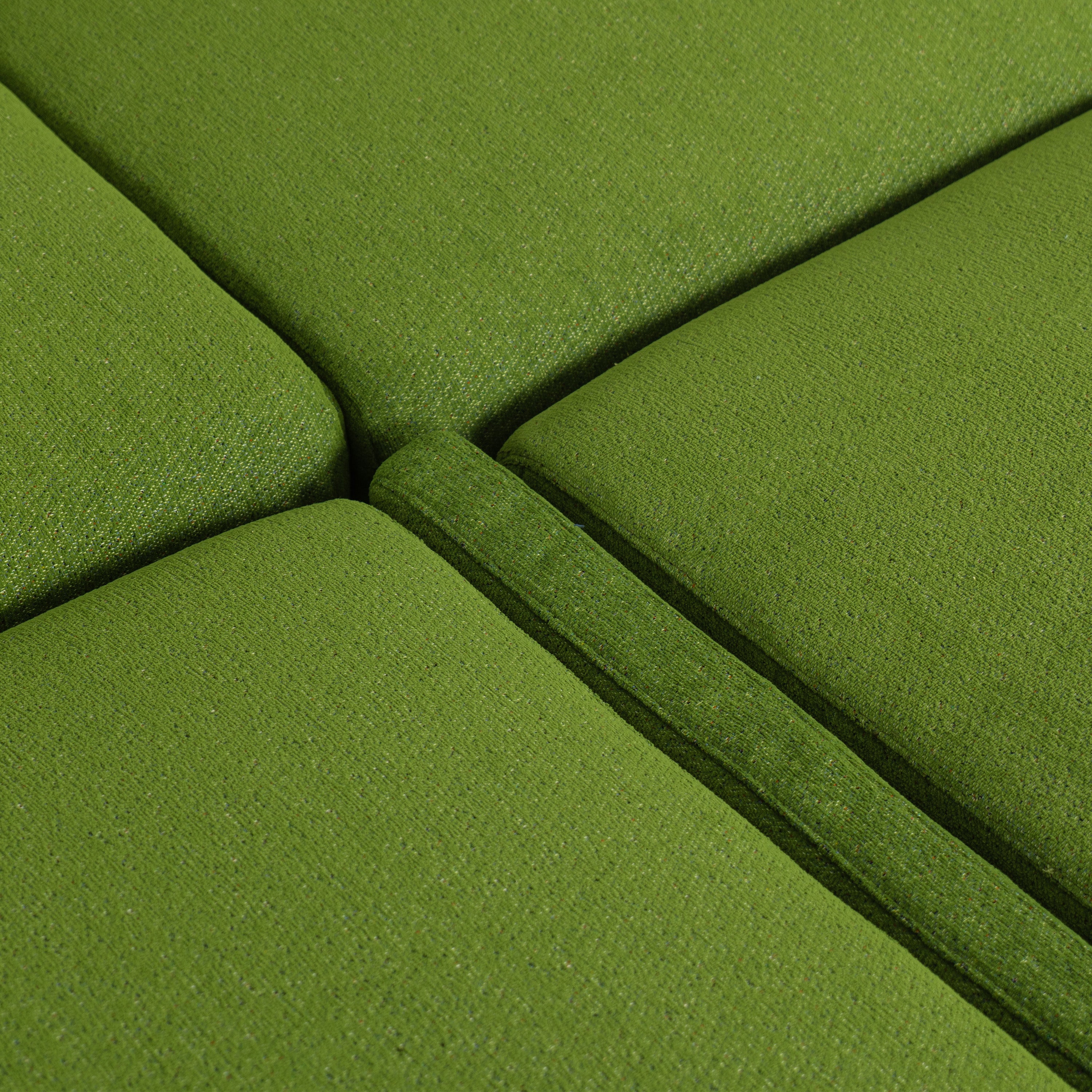 Luxurious Soild Wood Versatile 2-Seater Pull Out Sofa Bed