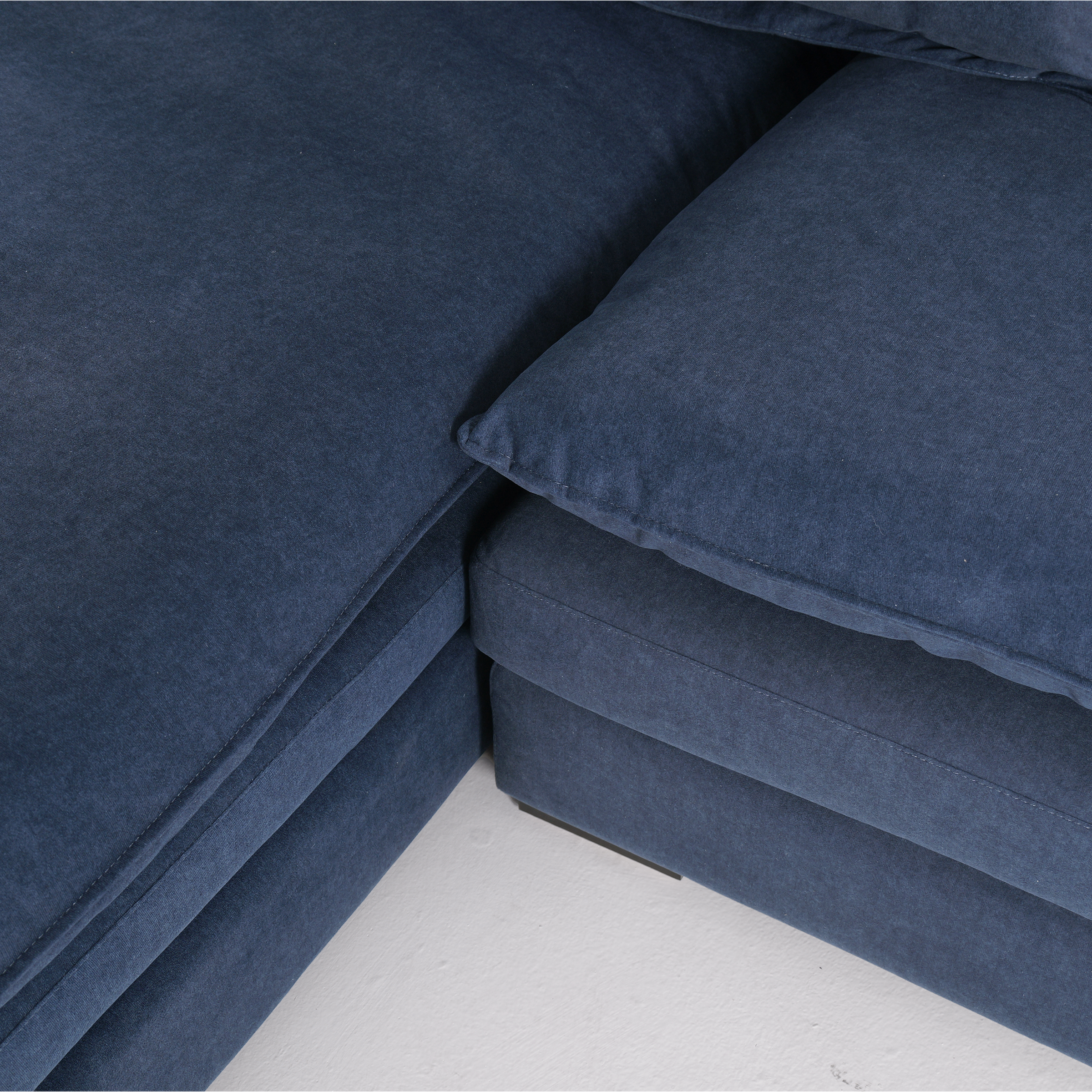 Anti-Cat Scratch Fabric Wide Seated Deep Detachable Corner Sofa